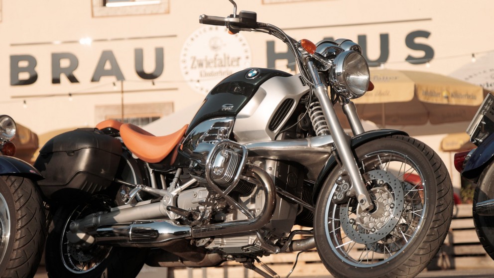 Harley-Davidson Sportster XL 1200C Custom - Slika 16