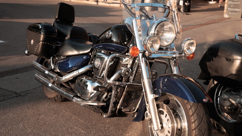 Harley-Davidson Sportster XL 1200C Custom - Obrázok 24