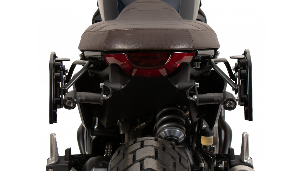 Ducati Scrambler Full Throttle - Obrázek 22