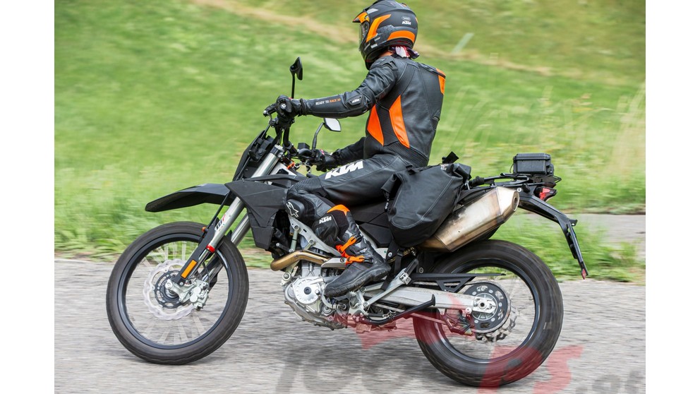 KTM 690 Enduro R - Bild 20