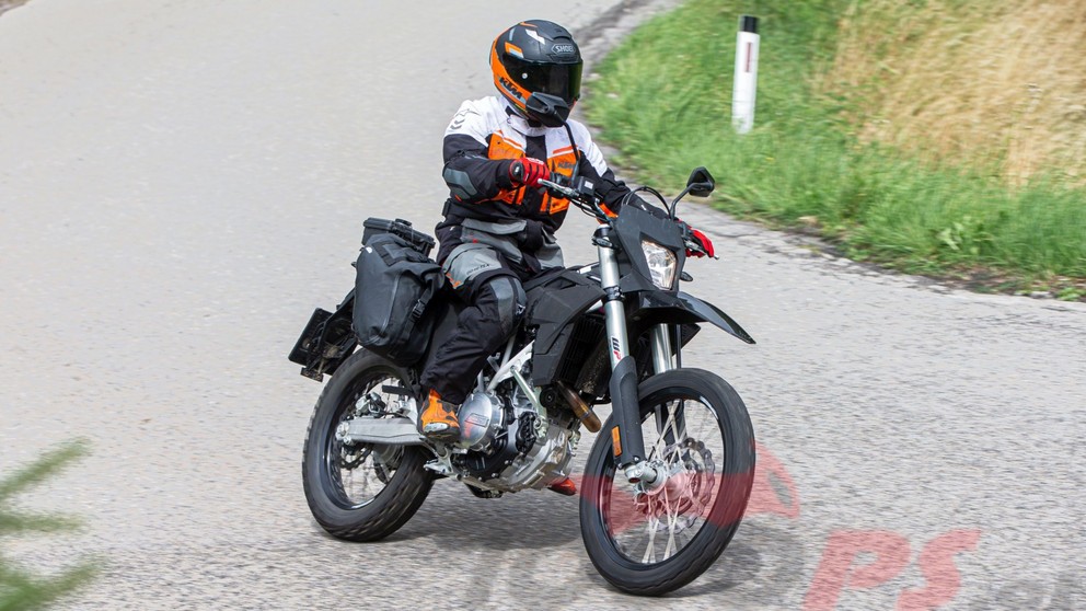 KTM 690 Enduro R - afbeelding 22