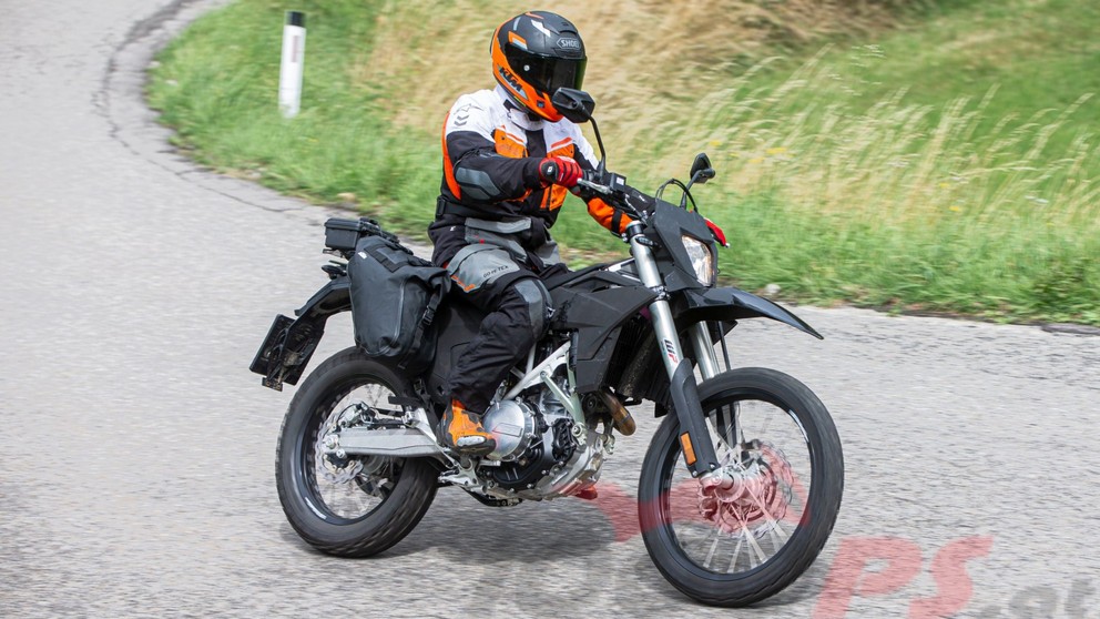 KTM 690 Enduro R - Slika 21