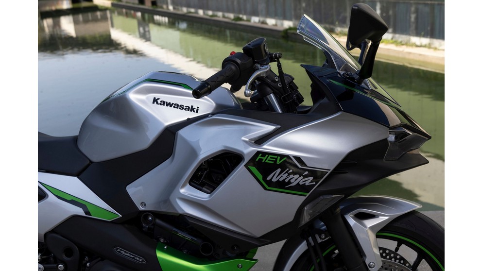 Kawasaki Ninja 7 Hybrid - Imagen 21