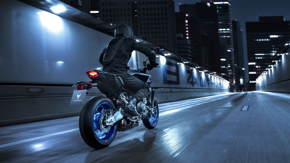 Yamaha MT-09 SP - Imagem 24