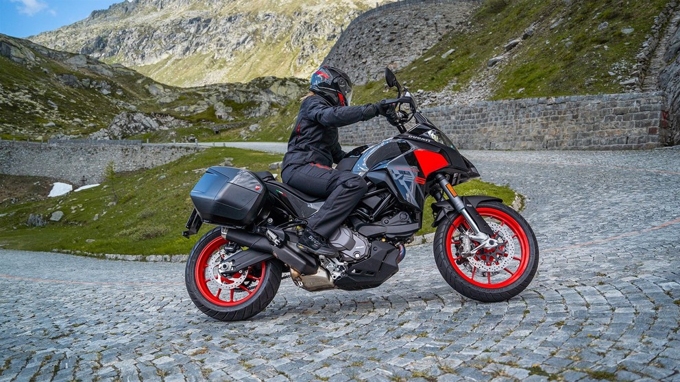 Suzuki V-Strom 650 - Obrázek 23