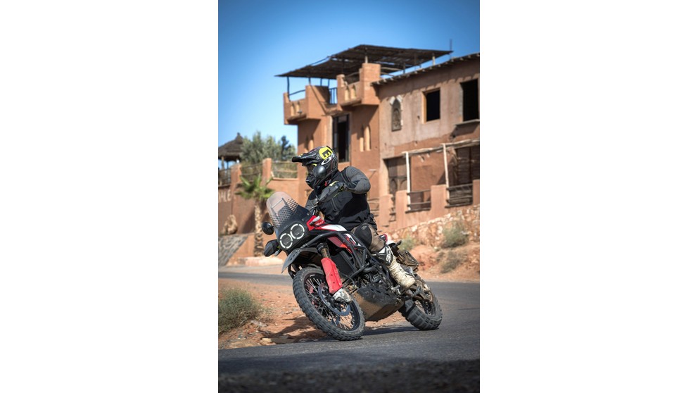 Ducati DesertX Rally - Resim 11