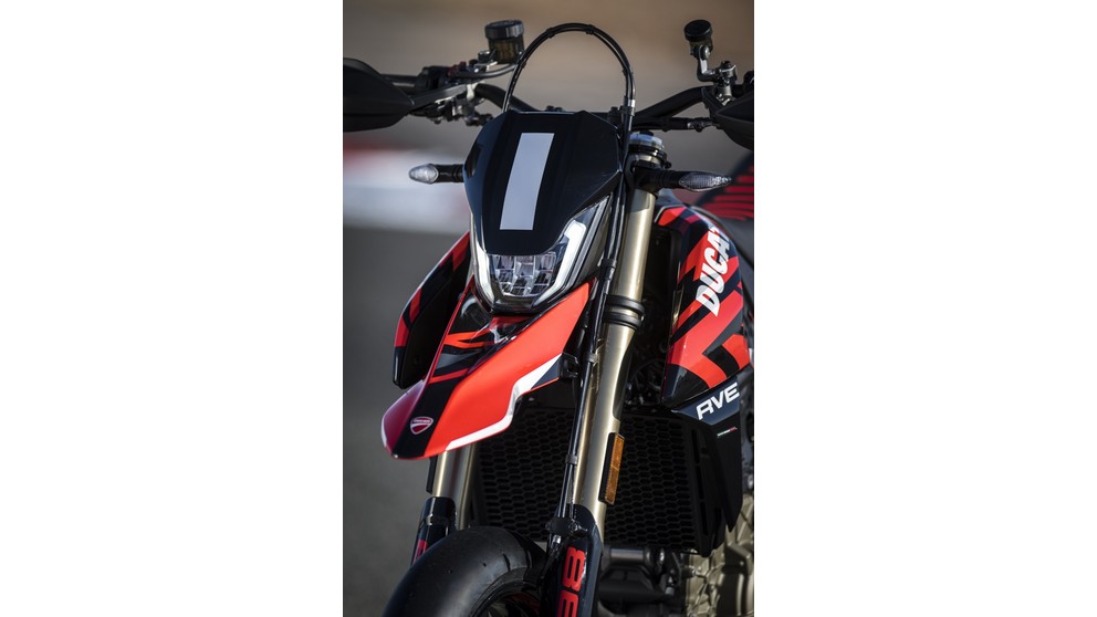 Ducati Hypermotard 698 Mono - Imagem 23