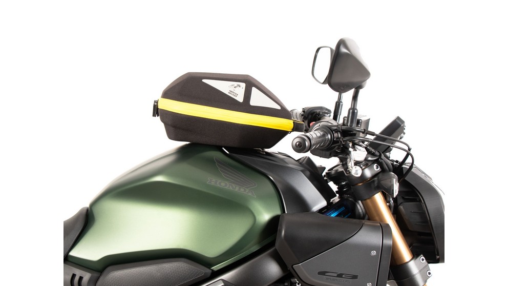 Honda CB650R - Image 9