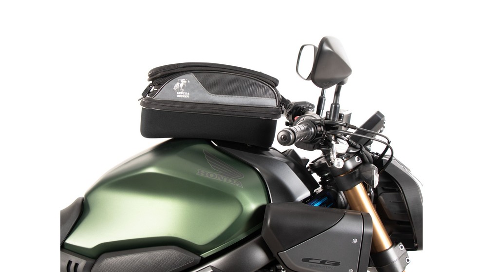 Honda CB650R - Image 17