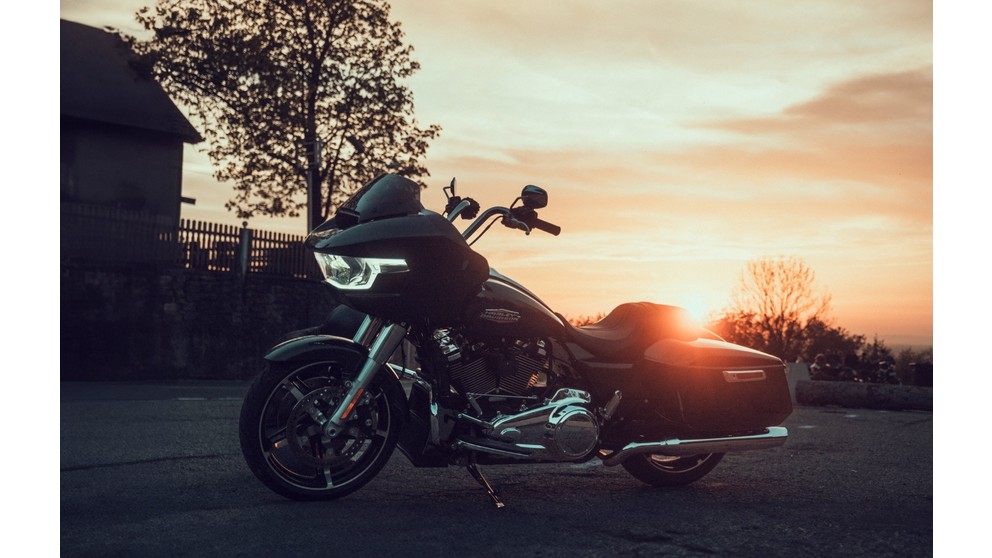 Harley-Davidson Road Glide Ultra - Imagem 7