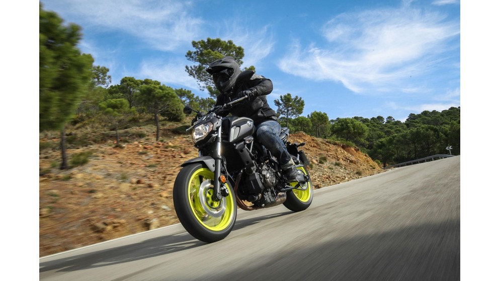 Yamaha MT-07 - Bild 19