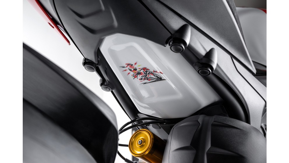 Ducati Streetfighter V4 S - Bild 19