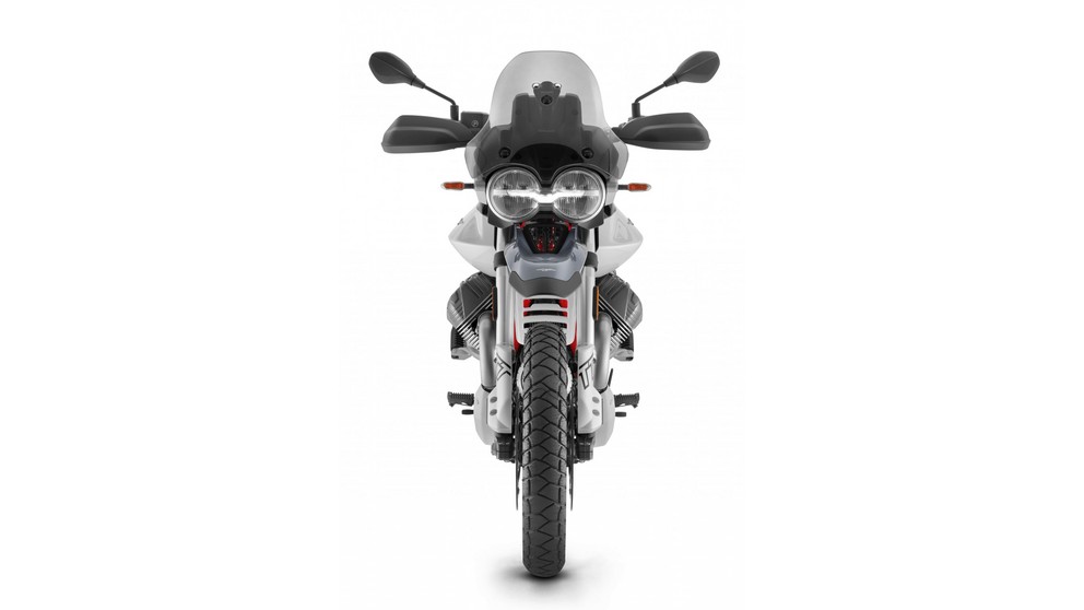 Moto Guzzi V85 TT Travel - Imagen 15