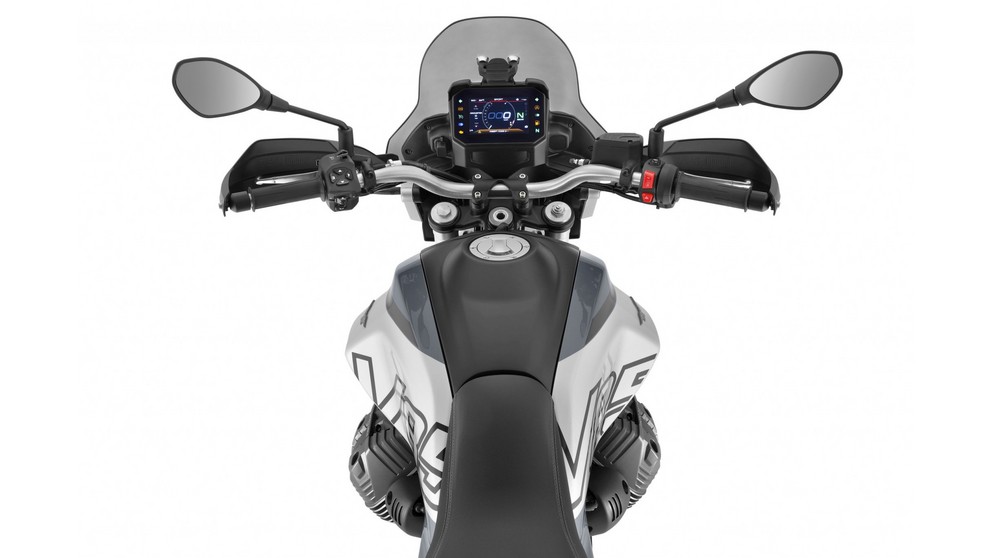 Moto Guzzi V85 TT Travel - Imagen 17