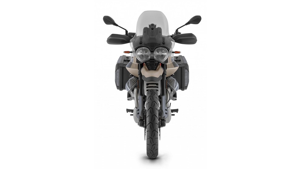 Moto Guzzi V85 TT Travel - Imagen 18
