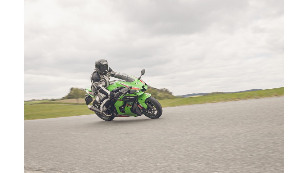 Kawasaki Ninja ZX-10R - Bild 10