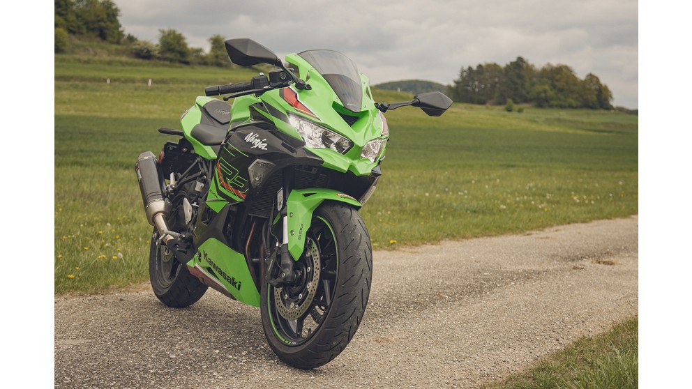 Kawasaki Ninja ZX-4RR - Слика 22