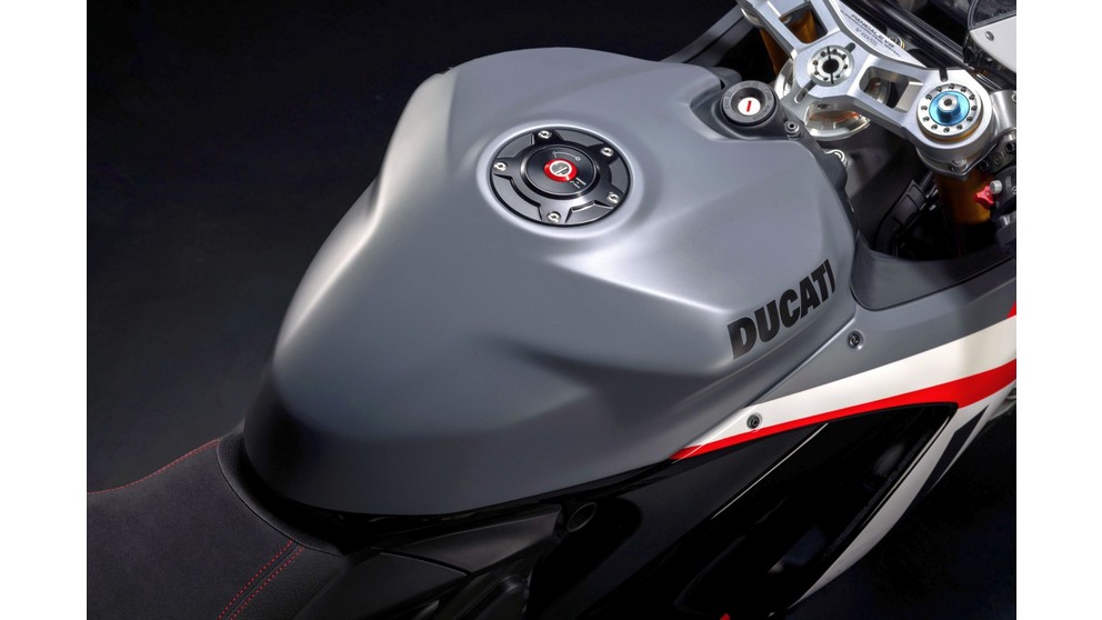 Ducati Panigale V2 Superquadro Final Edition - Immagine 21