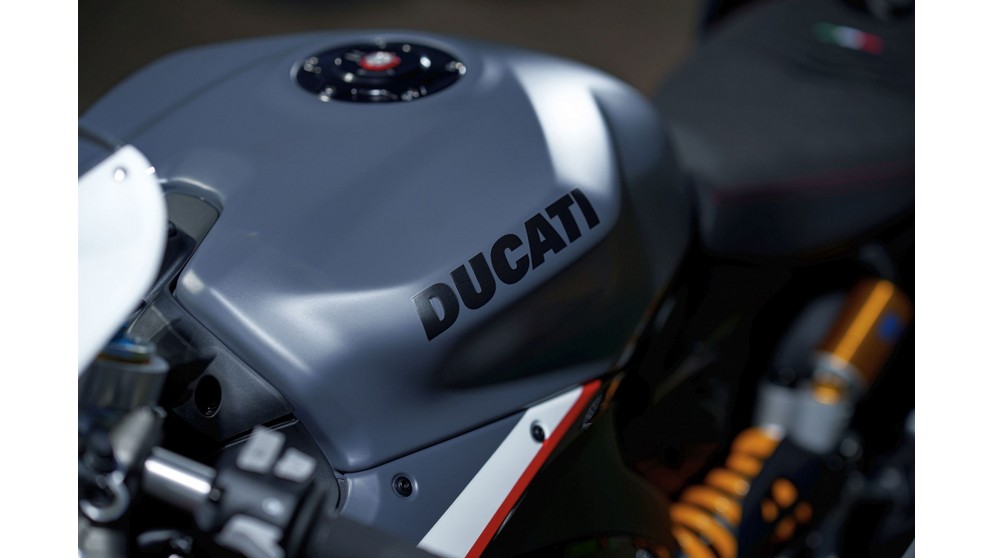 Ducati Panigale V2 Superquadro Final Edition - Immagine 15