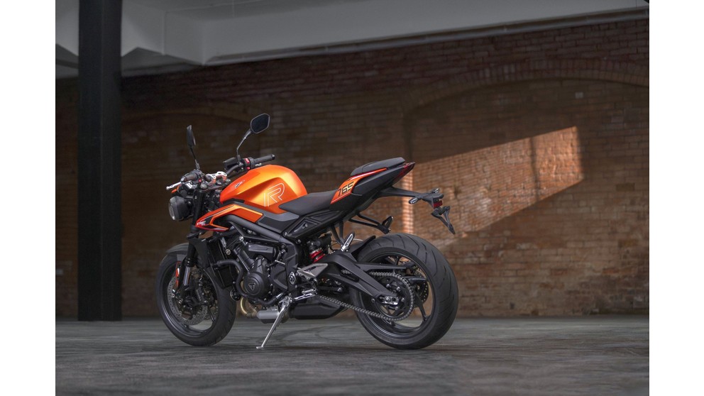 Triumph Street Triple 765 R A2 - Kép 9