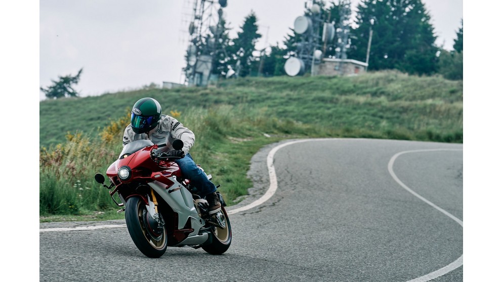 MV Agusta Superveloce 1000 Serie Oro - Obrázek 12