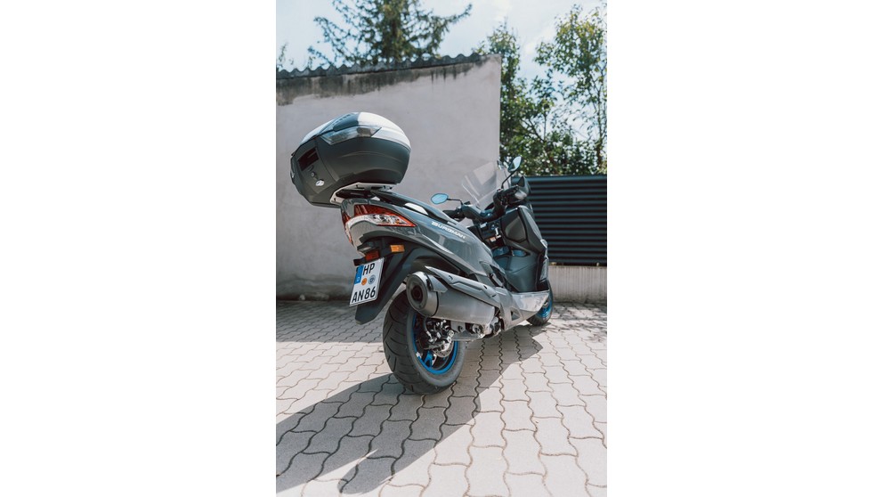 Suzuki Burgman 400 - Слика 24