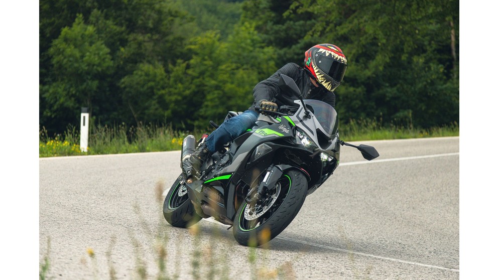 Kawasaki Ninja ZX-6R - Obrázek 22