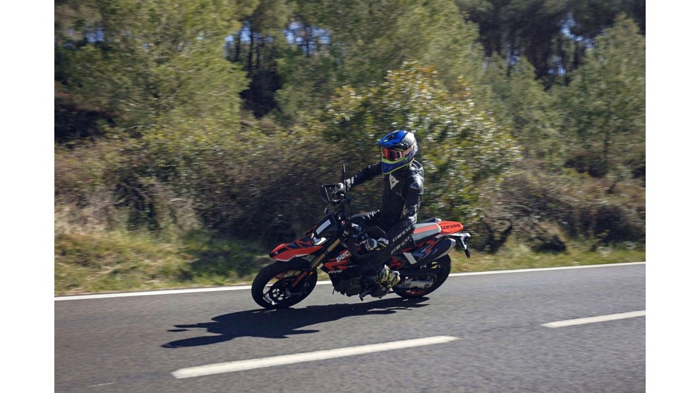 Ducati Monster - Image 14