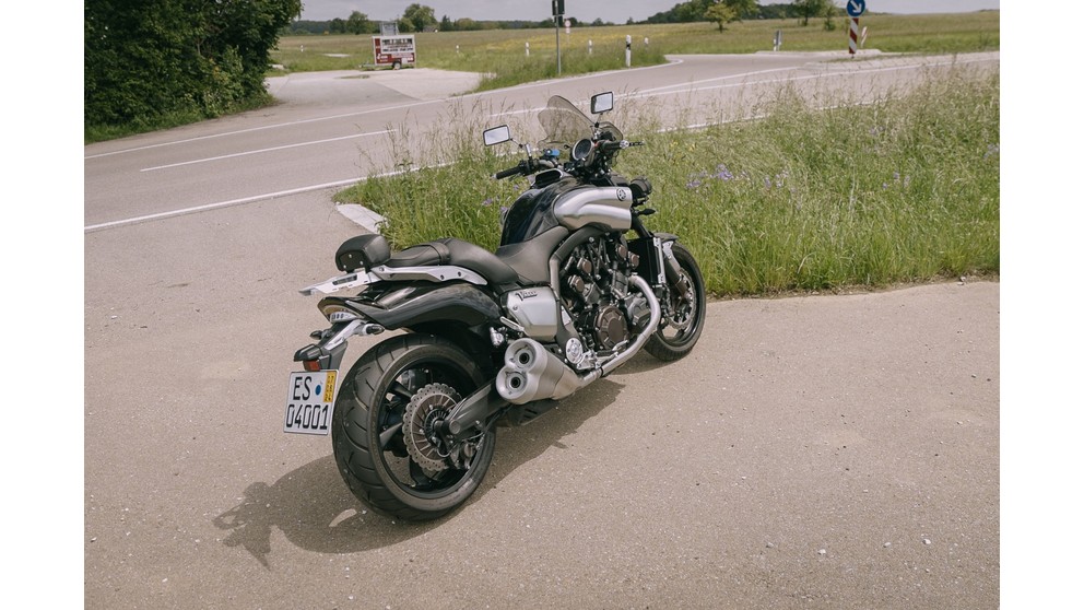 Yamaha V-MAX - Bild 24