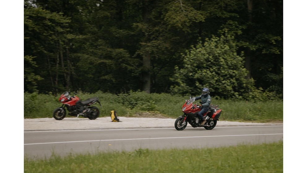 MV Agusta Turismo Veloce 800 Lusso - Image 24