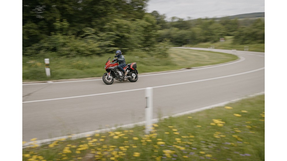 MV Agusta Turismo Veloce 800 Lusso - Obrázek 22