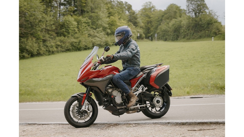 MV Agusta Turismo Veloce 800 Lusso - Obrázek 23