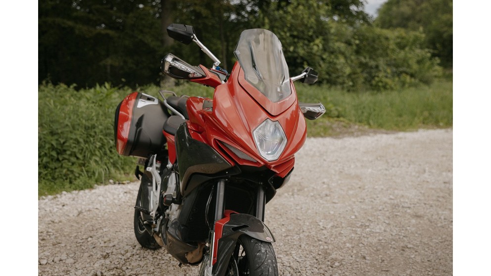 MV Agusta Turismo Veloce 800 Lusso - Bild 18