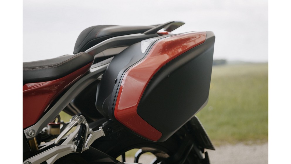 MV Agusta Turismo Veloce 800 Lusso - Obrázek 24