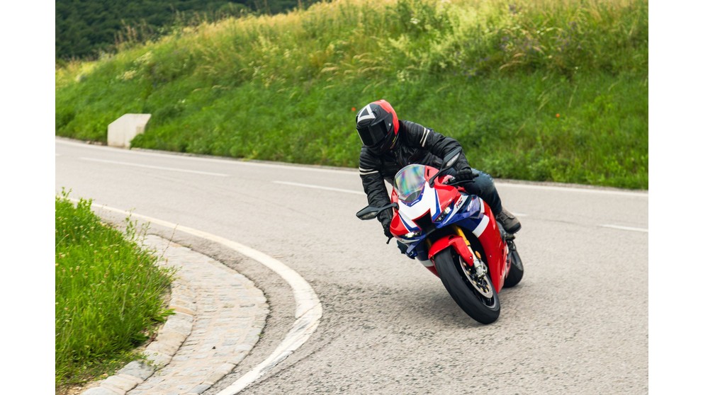 Honda CBR600RR - Slika 21