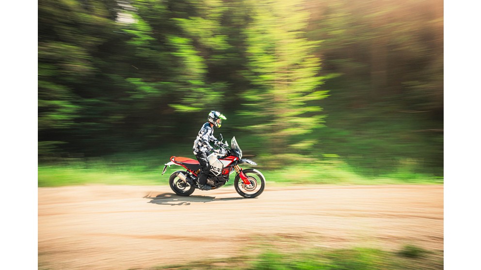 Honda CRF1100L Africa Twin - Imagem 24