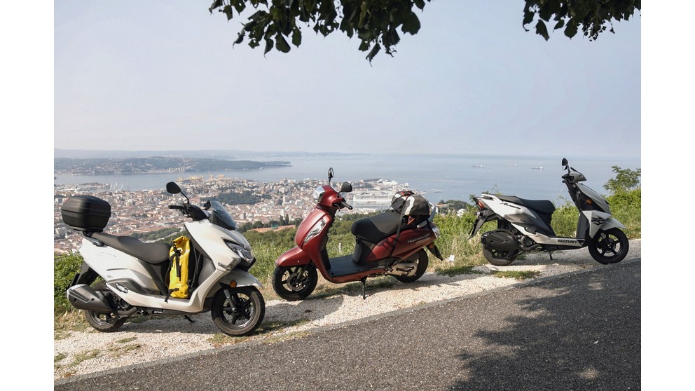 Suzuki Burgman Street 125EX - Slika 17