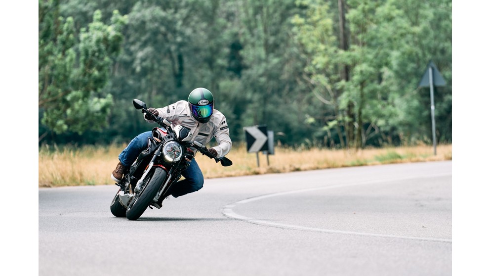 MV Agusta Dragster 800 RR SCS - Imagem 23