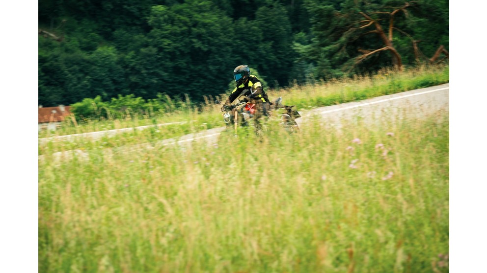 Honda CB650R E-Clutch - Obrázok 19