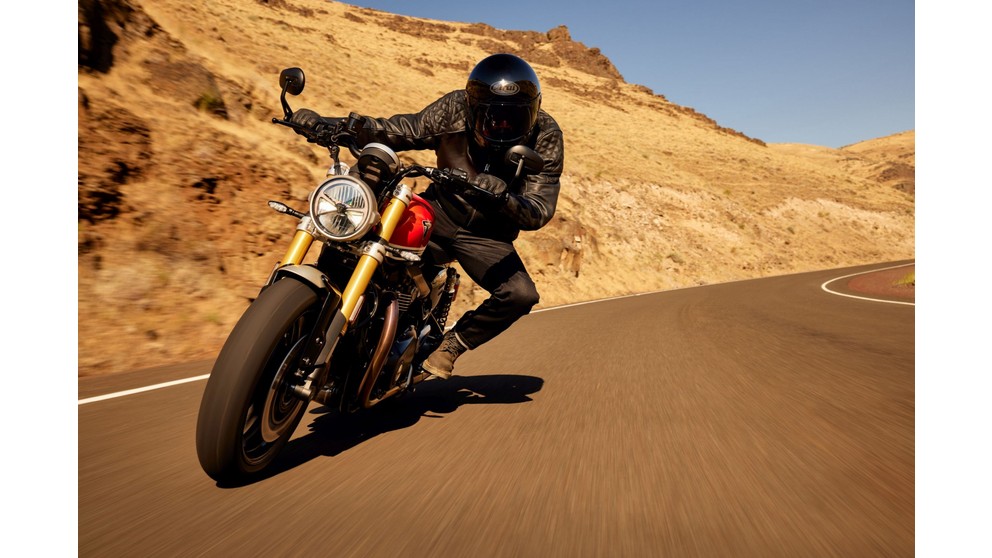 Triumph Speed Twin 1200 - Imagem 11