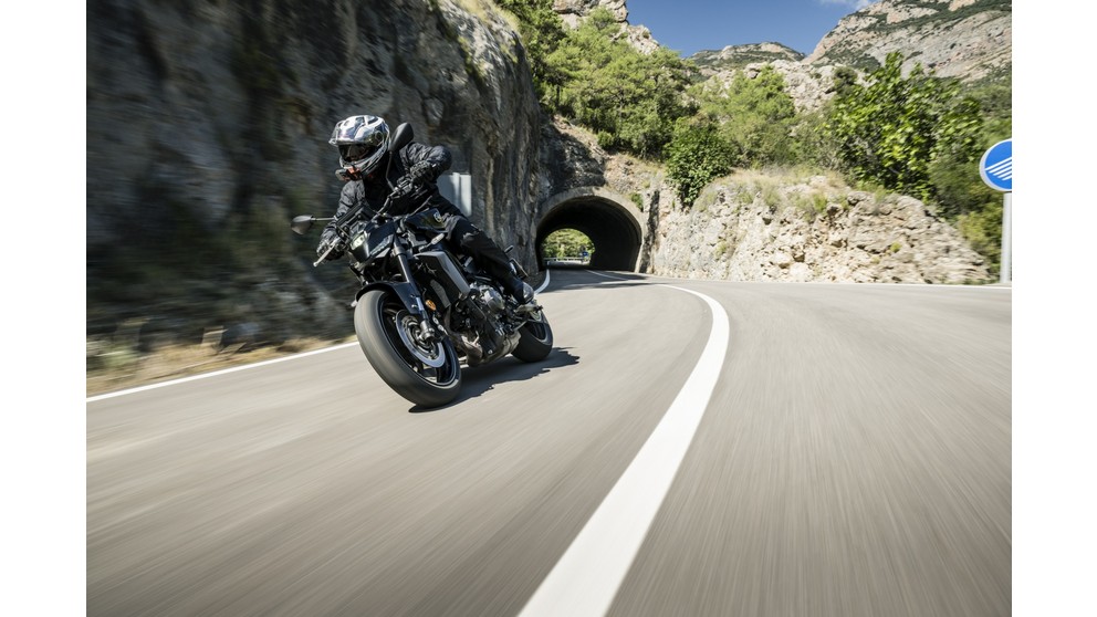 Yamaha MT-09 Y-AMT - Image 23