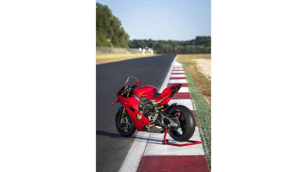 Ducati Panigale V4 S - Imagem 21