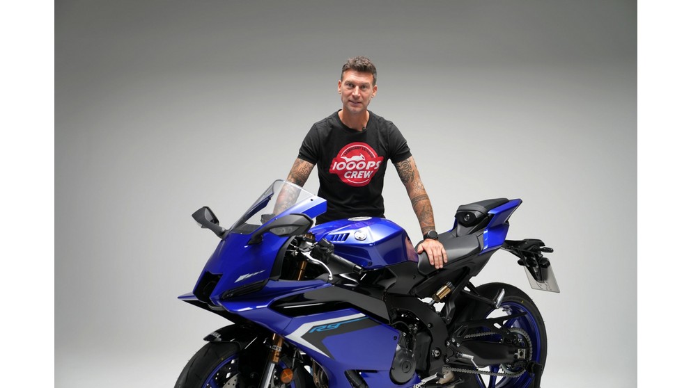 Yamaha R9 - Imagem 24