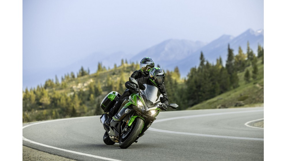 Kawasaki Ninja 1100SX - Imagem 17