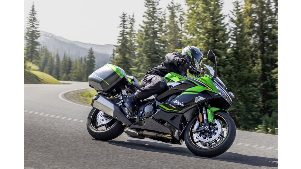 Kawasaki Ninja 1100SX SE - Imagem 14