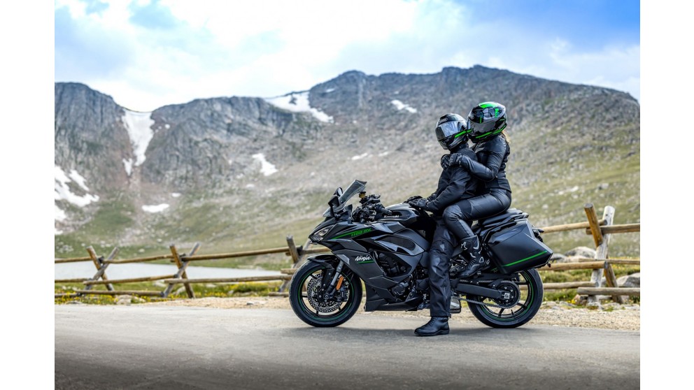 Kawasaki Ninja 1100SX - Imagem 13