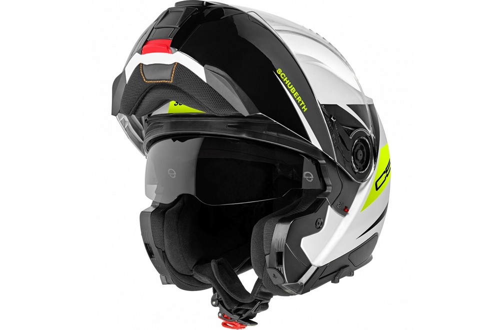 Schuberth C5 Helmet Test 2022 - Image 40