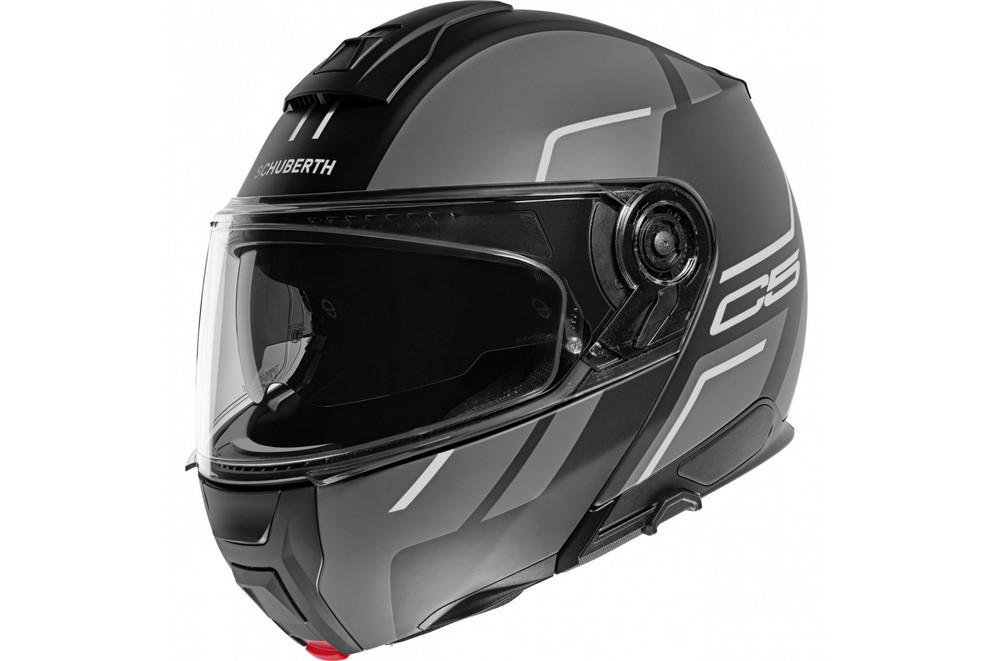 Schuberth C5 Helmet Test 2022 - Image 18