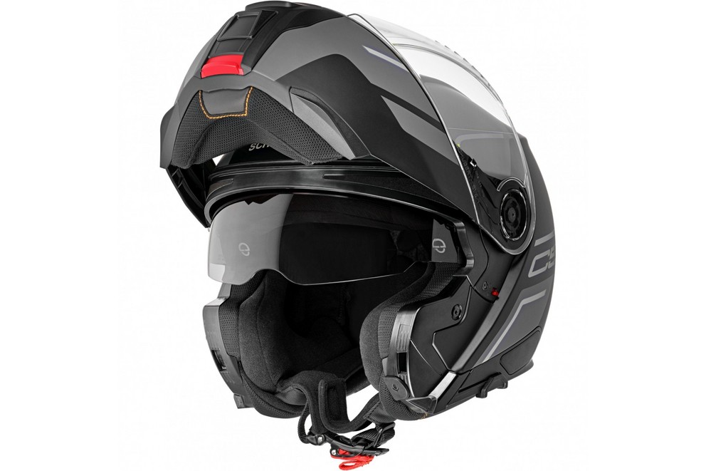 Schuberth C5 Helmet Test 2022 - Image 70