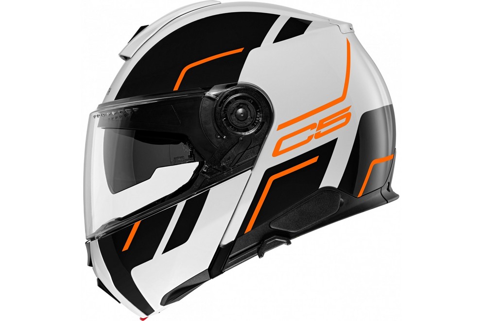 Schuberth C5 Helmet Test 2022 - Image 22